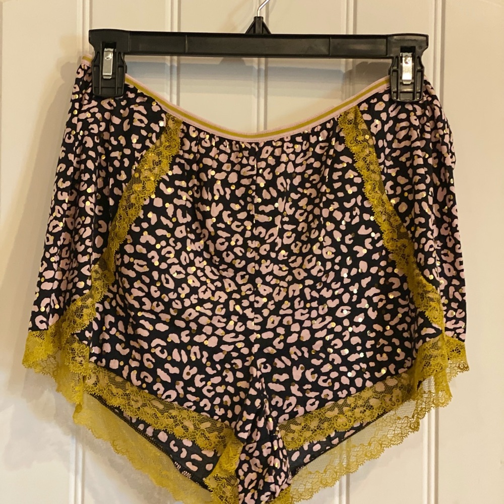 Women’s Victoria’s Secret Sleep Bottoms